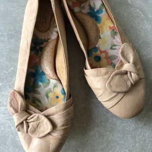 Born Molly Crunched Ballet Flats
